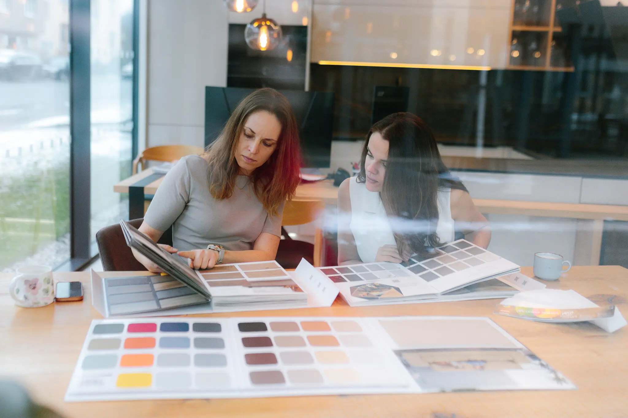 Konzultace ve showroomu - výběr materiálů a vzorků